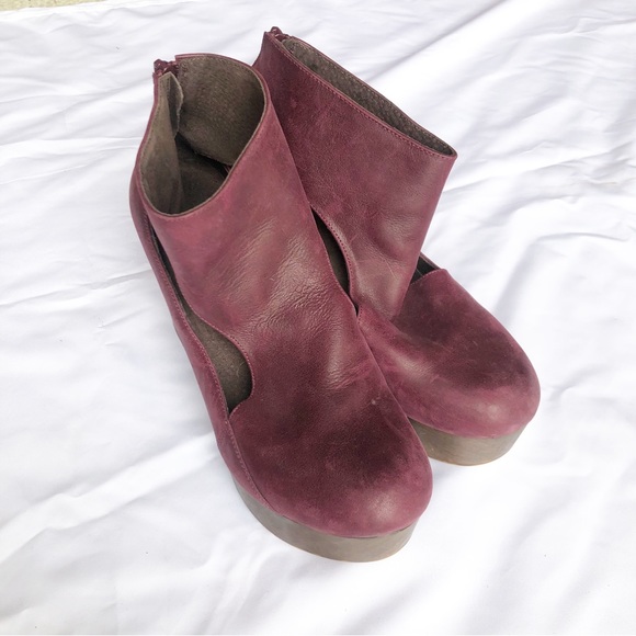 Free People Wine Rear Zip Platform Clog Size 8 - Picture 9 of 15